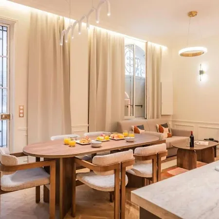 Appartamento Conciergerie - Stylish And Quiet - 2 Bedrooms With Netflix Parigi