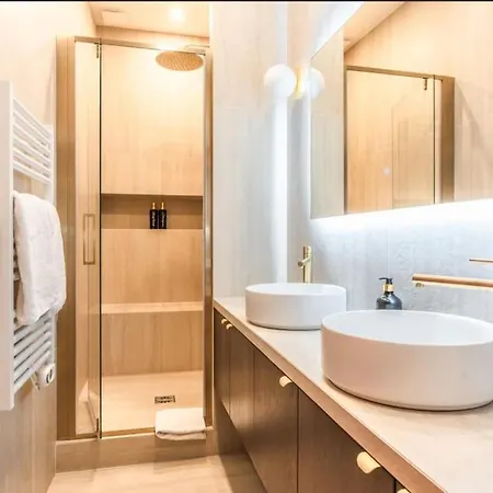 Conciergerie - Stylish And Quiet - 2 Bedrooms With Netflix Parigi
