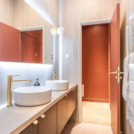 Appartamento Conciergerie - Stylish And Quiet - 2 Bedrooms With Netflix *