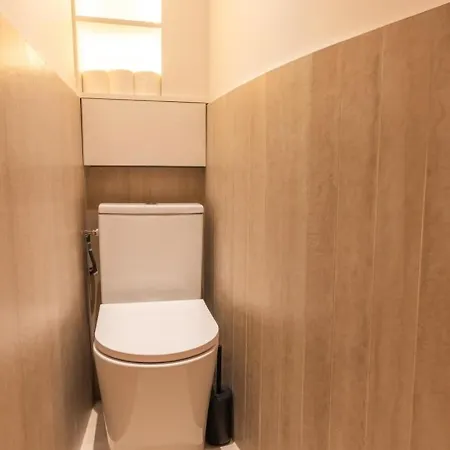Conciergerie - Stylish And Quiet - 2 Bedrooms With Netflix Apartment